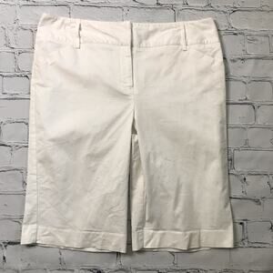 White Dana Buchman Bermuda Short
